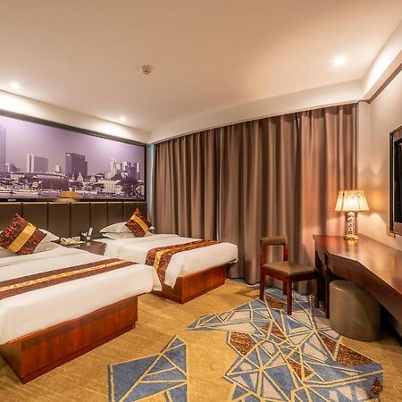 Days Hotel Yishun Гуйлинь Экстерьер фото